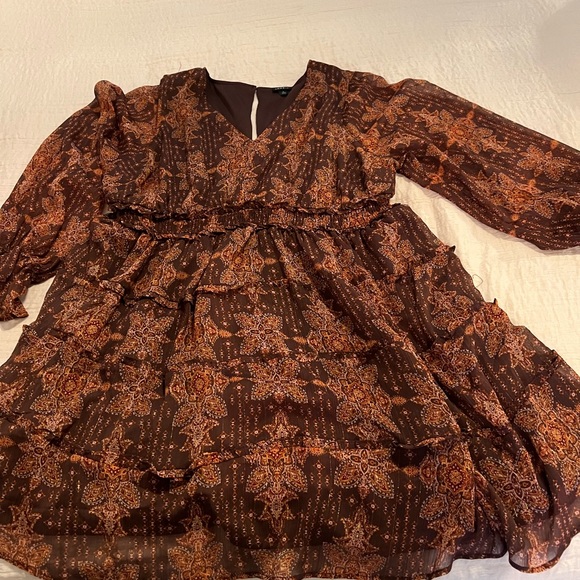 torrid Dresses & Skirts - Torrid midi dress brown floral